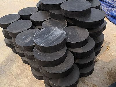 永德县板式橡胶支座由若干层橡胶片与薄钢板经加压硫化